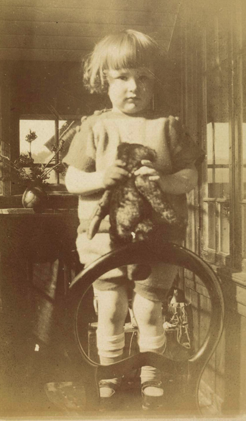 Bilde av André Bjerke som barn